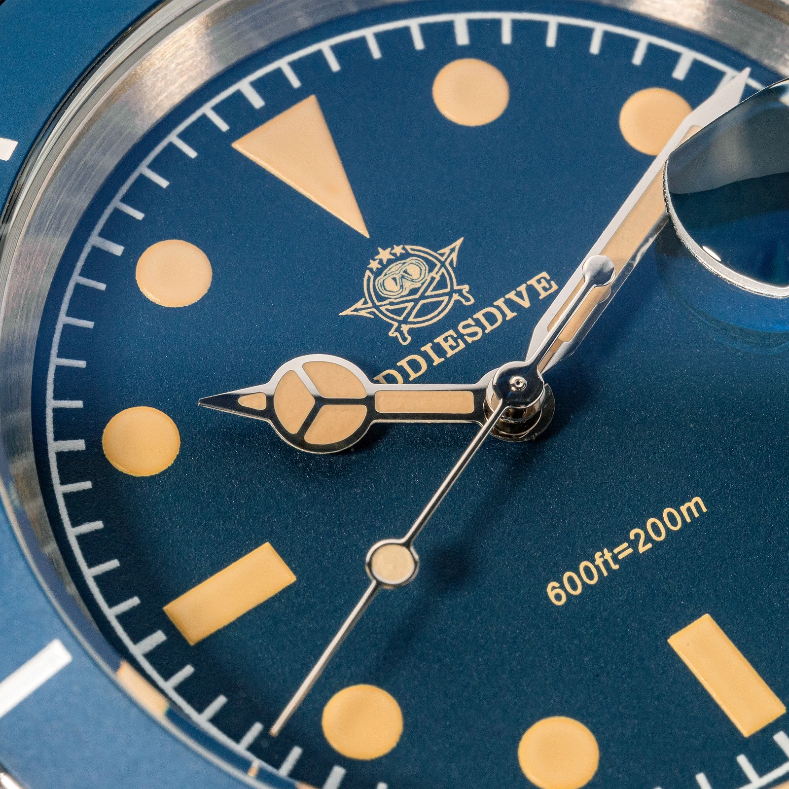 ADDIESDIVE Orologio da polso al quarzo da uomo nuovo Quadrante blu/nero Rivestimento AR Data 20Bar Orologi subacquei impermeabili C3 Luminoso AD2054