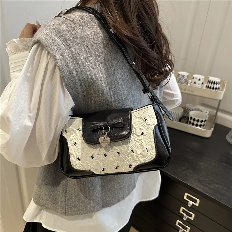 

Fashionable Textured Armpit Bag - Women's Trendy Bowknot Design, Single-Shoulder/Crossbody for Daily Use