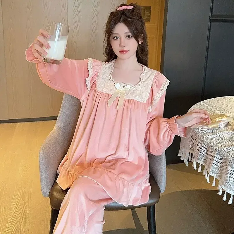 Island Velvet Nightgown Lady Autumn Winter Sweet and Lovely Princess Wind Solid Color Girl Loose Large Size Lace Style Home Wear