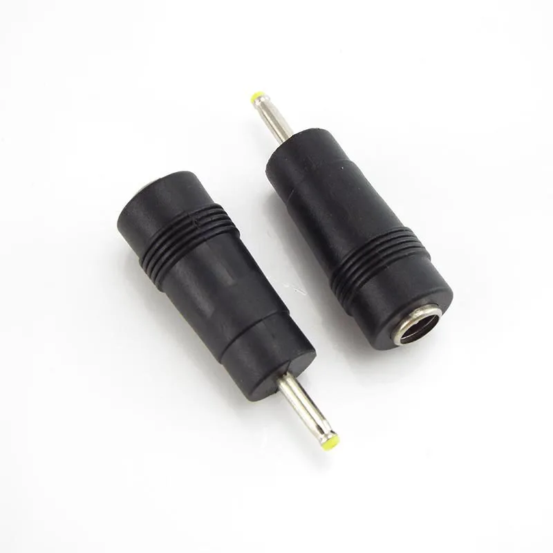 Stecker auf Buchse Gleichstrom adapter PC Tablet Ladegerät Adapter Klinkenst ecker 2,5x0,7mm bis 5.5*2,1mm