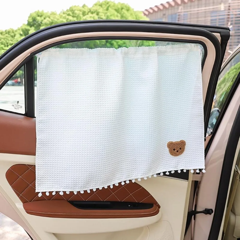 Immagine 3: Parasole per Finestrino Laterale Auto, Protezione UV, Universale con Ventosa, Design Cartone Animato e Floreale, per Bambini e Neonati