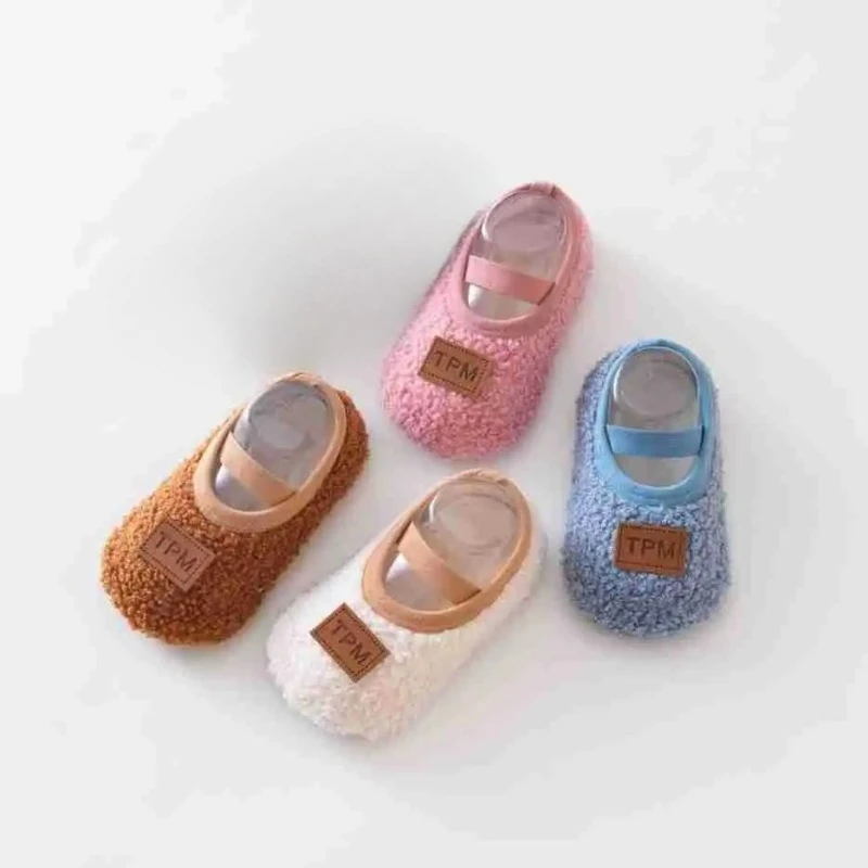 Herbst Winter Kinder Hausschuhe Kleinkind Plüsch Boden Socken Junge Mädchen Weiche Sohle Anti-slip Wanderschuhe Indoor Hause Kinder schuhe – Detail 1