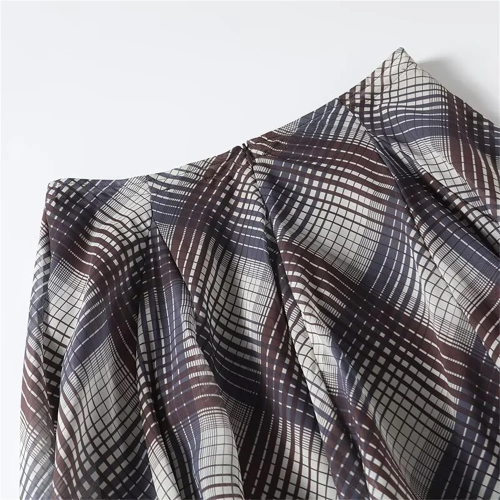 Autumn New Product Fashionable and Casual Women's Clothing plaid Printed Floating Horn Half length Skirt