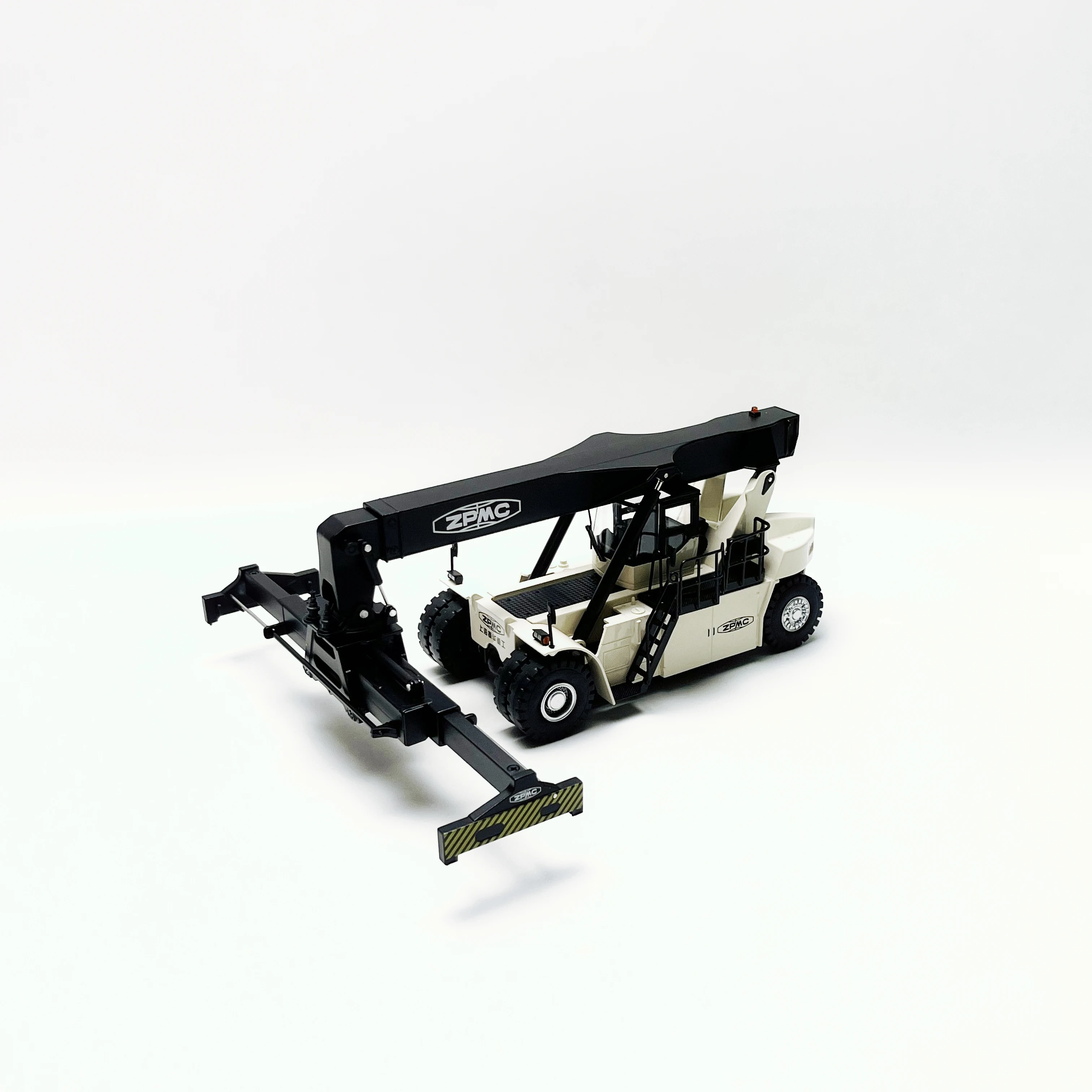 Original Factory 1/50 ZPMC Shanghai Zhenhua Heavy Industry, Container Front Crane, Alloy Construction Machinery  Car Model