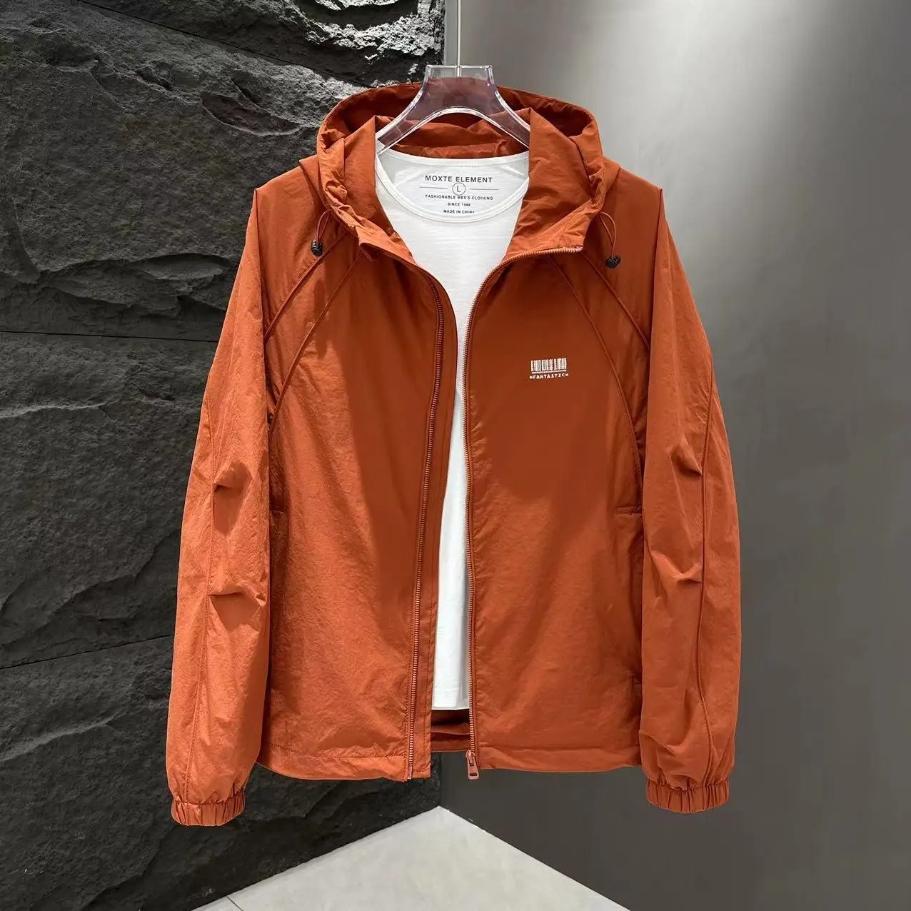 

Мужская повседневная уличная куртка-ветровка с капюшоном, весна-осень, новая модная молодежная универсальная рабочая одежда, приталенный крой, полиэстер