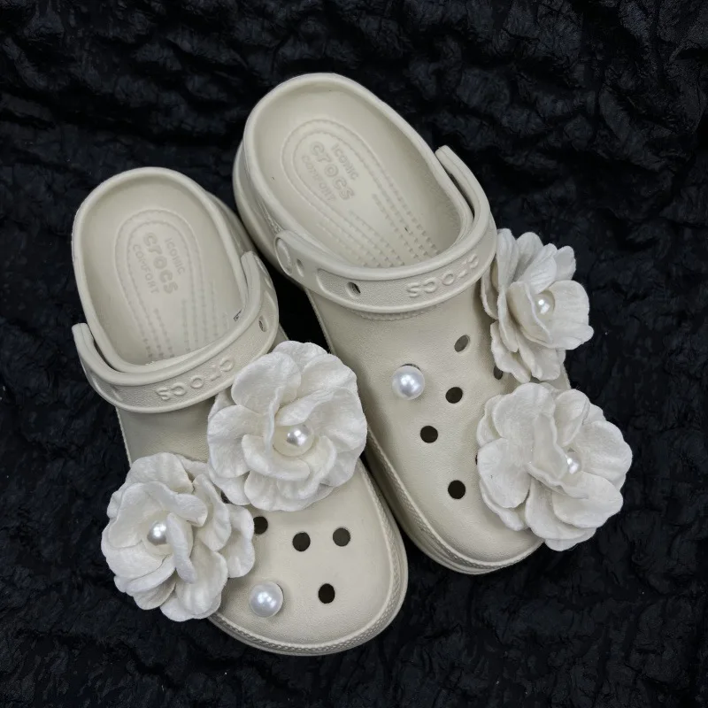 6pcs lot resign Shoe Charms Decoration Buckle white camellia flower diamond pearl DIY combiation for clog sandals