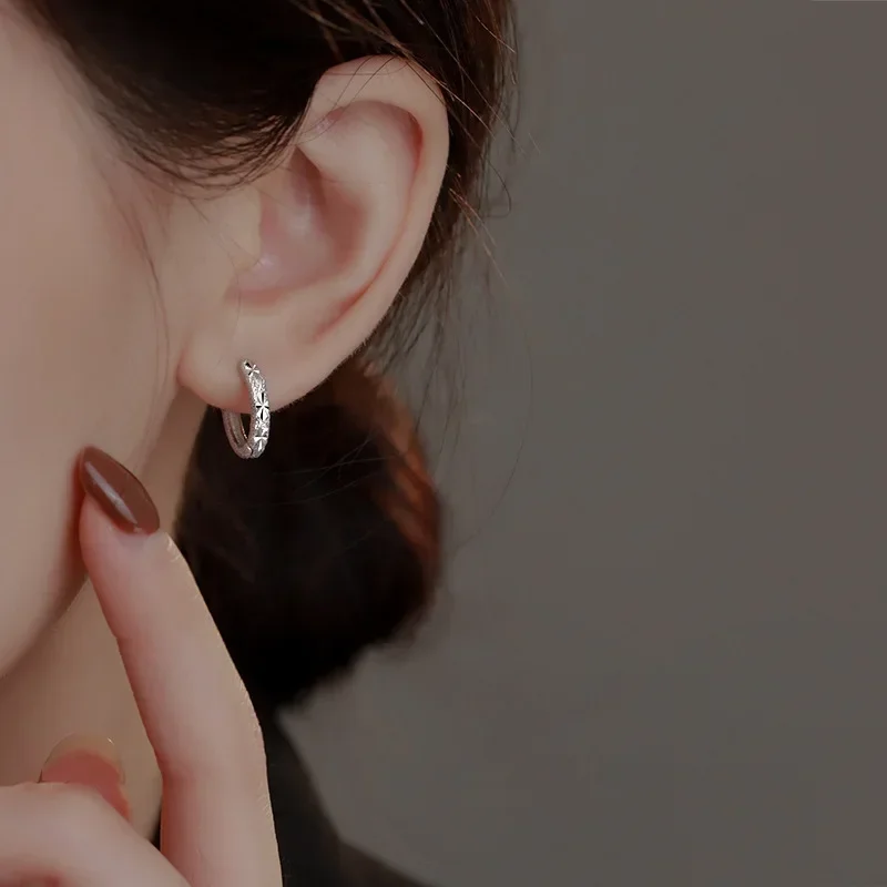 

925 Sterling Silver Starry Earrings Sparkling Star Earrings Minimalist Plain Ring Earrings Party Fashion Jewelry Birthday Gift
