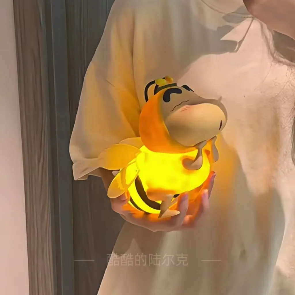 Glowing Bee Crayon Shin-Chan Figure Decoration Trendy Creative Night Light Home Living Room Bedside Table Ornaments Gift