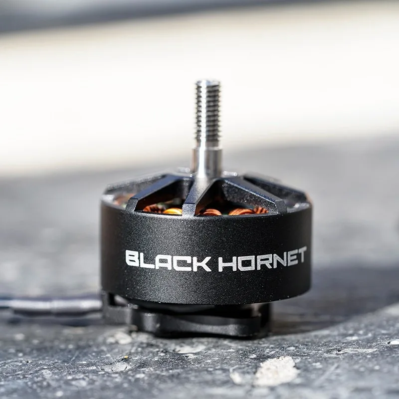 มอเตอร์ไร้แปรงถ่าน Fox Black Hornet 2812 900KV พร้อมใบพัดขนาด 789 นิ้ว สำหรับโดรนแข่ง FPV แบบฟรีสไตล์ ควบคุมระยะไกล ประสิทธิภาพสูง