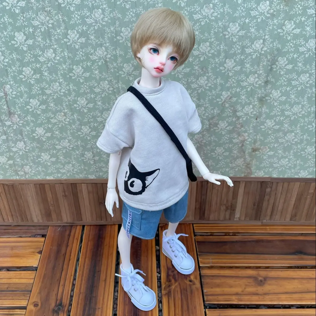 

1/3 1/4 1/6 Doll's Clothes Suit Casual T-shirt+shorts+bag for 60/45/30cm Bjd Doll Dress Up Play House Doll Accessories, No Doll