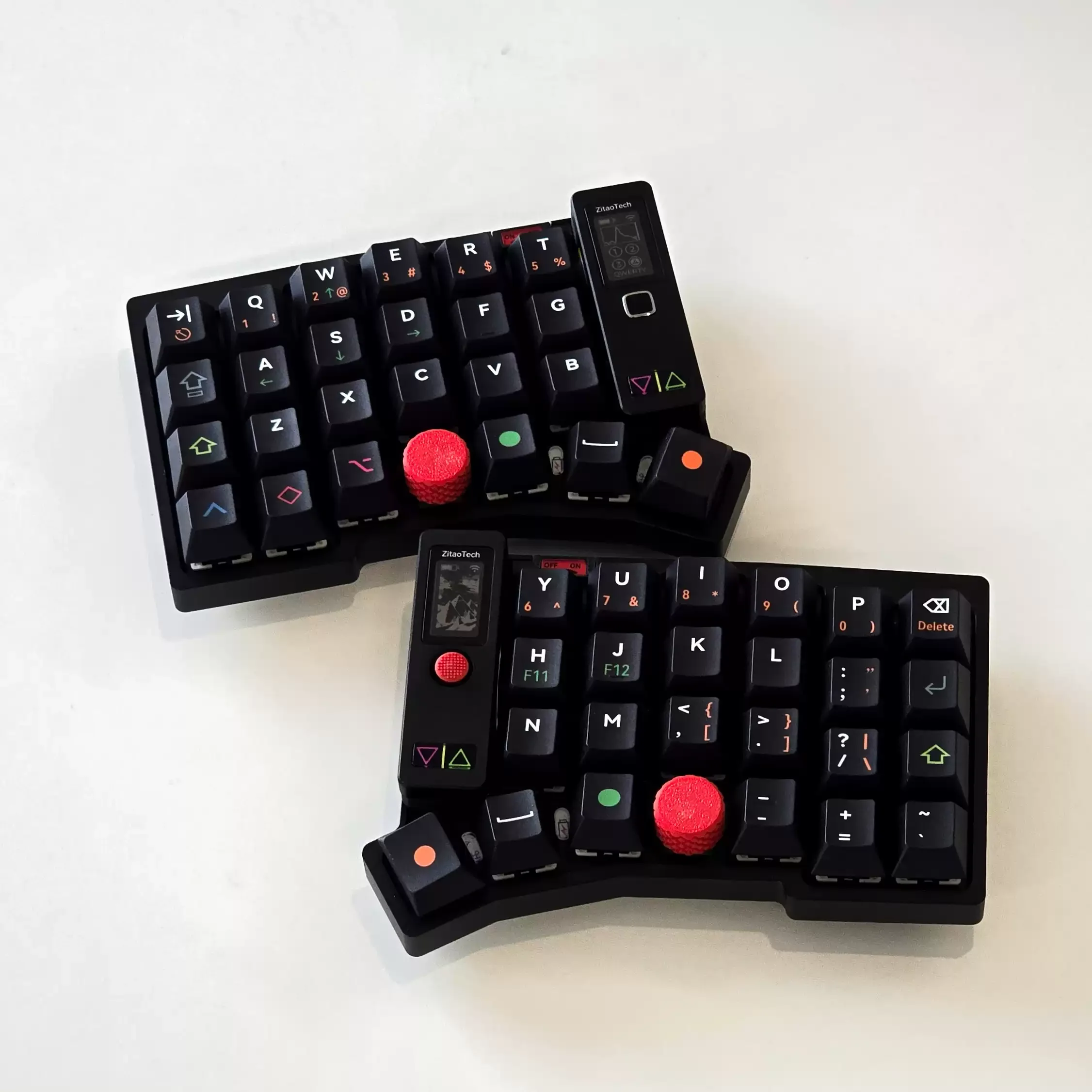 ZitaoTech Corne Split Keyboard Wireless Keyboard Aluminium With Trackball/Screen/Dual Knob Multi Functional Keypoint Support ZMK