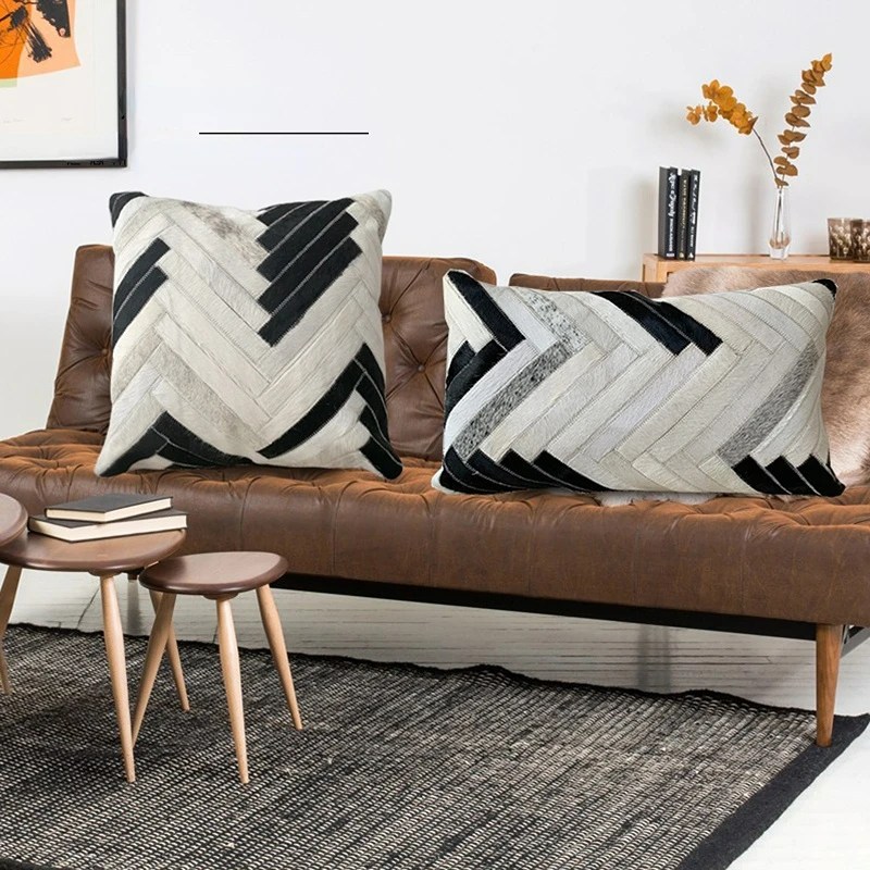 

Роскошная черно-белая подушка из коровьей кожи ручной работы в скандинавском стиле для гостиной, спальни, прикроватной зоны, дивана, с меховой наволочкой