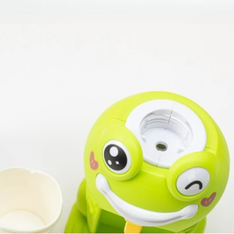 การ์ตูนตู้น้ําของเล่นเด็กครัวบทบาทเล่นจําลองการไหลของน้ําปลอดภัยวัสดุสําหรับเด็กอายุ 3-6 ปี