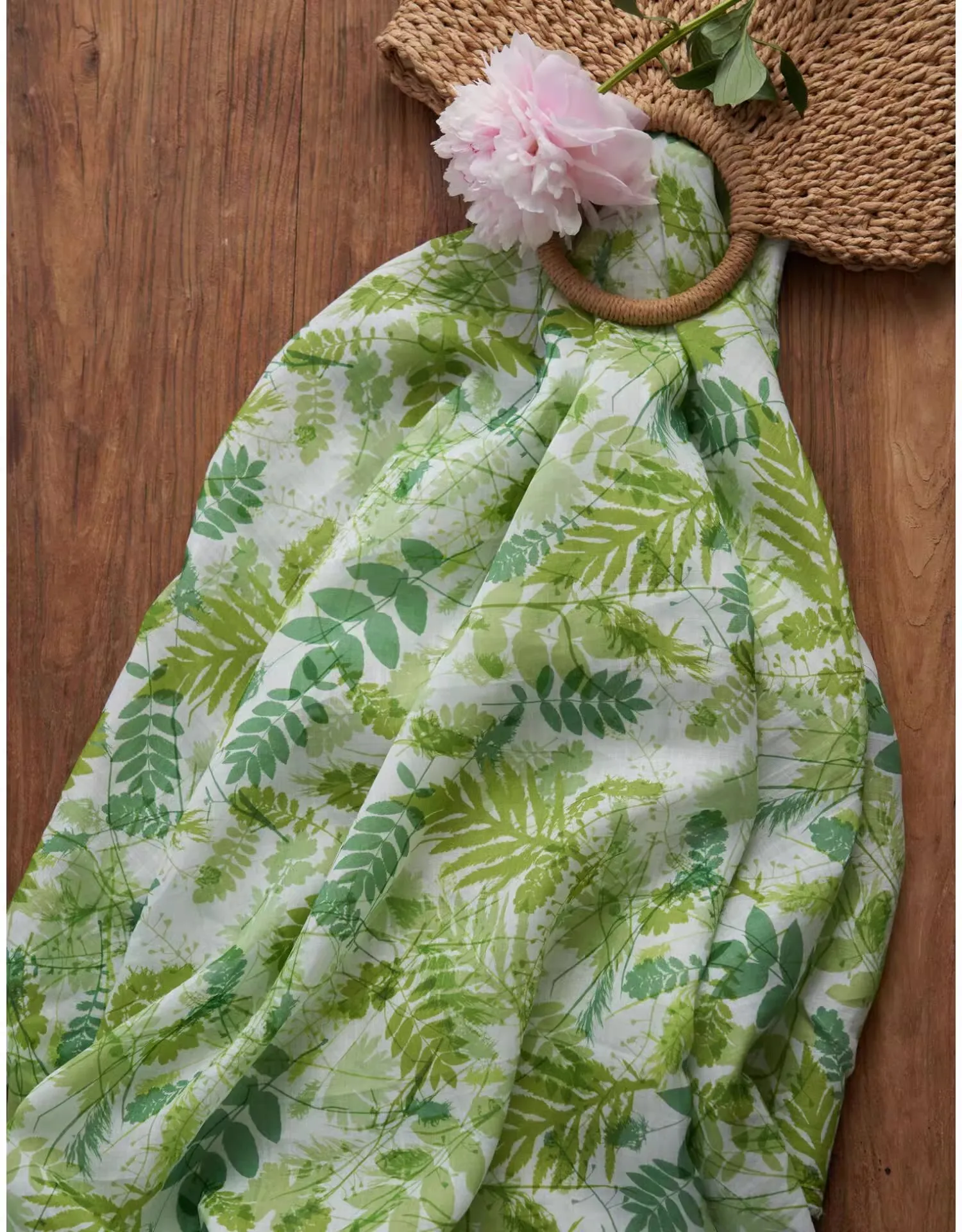 

1yard Green branches and leaves ramie fabric Dress robe and clothing cheongsam fabric for sewing