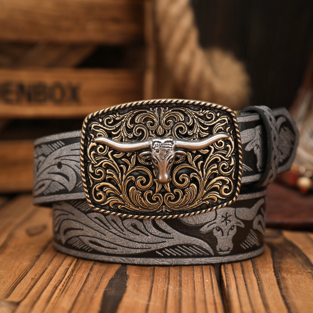 A Western-Buckle PU Belt Suitable for Both Men and Women, A Unique and Retro Brown Belt (with Perforated Nails Included)