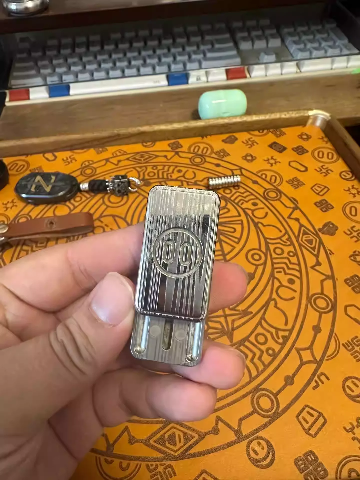 thumb