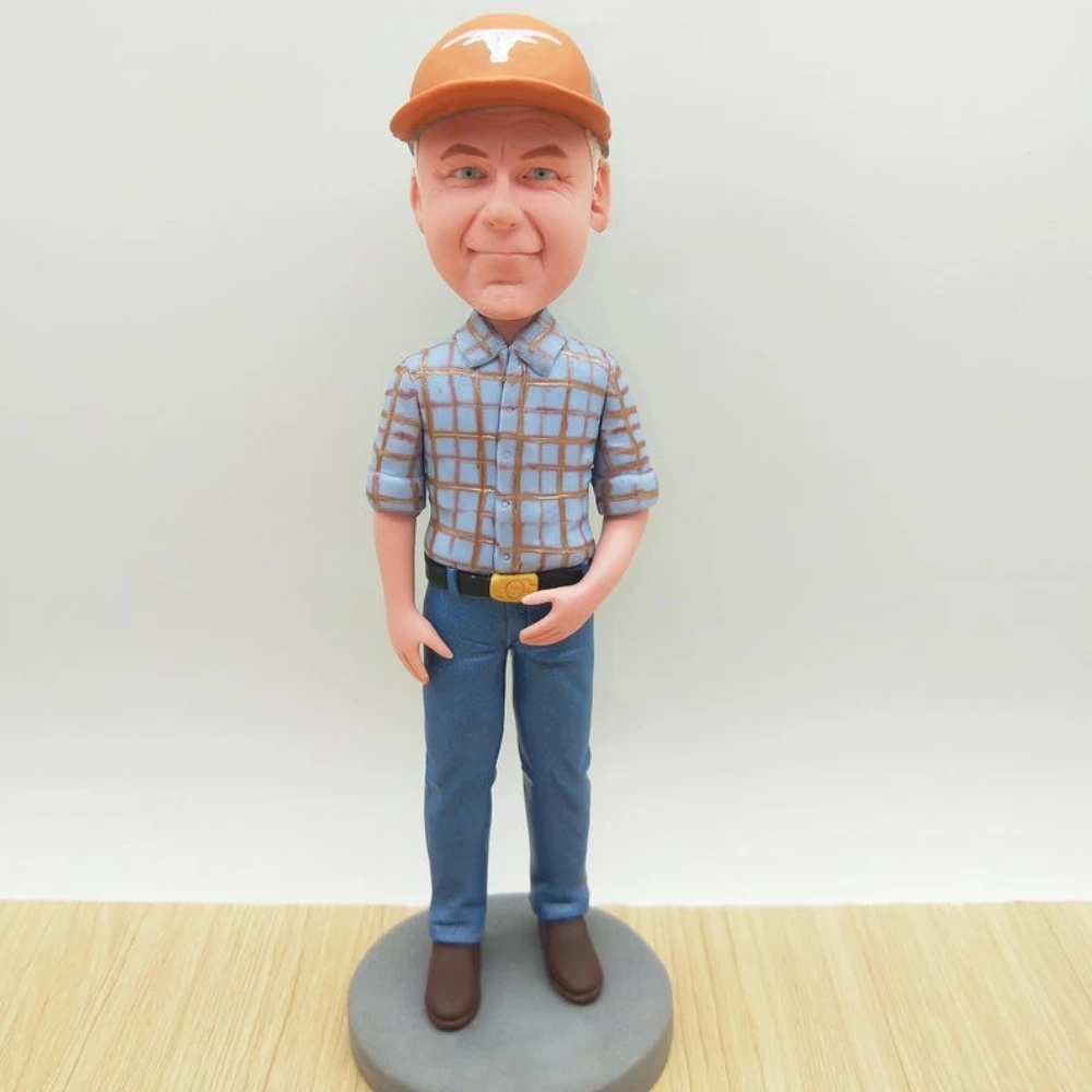 

Personalized Bobblehead Figure Clay Figurine Gift for Couple Wedding Anniversary Full Body Customization Ai Figure Keepsake