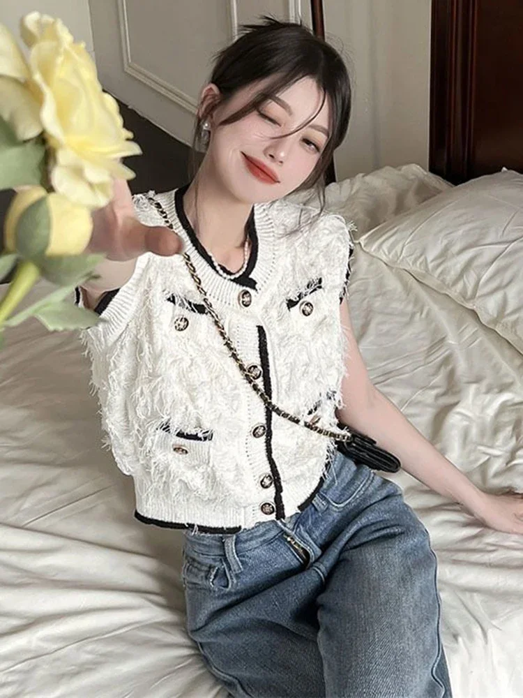 High Quality Winter French Vintage Sleeveless Jacket For Women Fashion Luxury Short Coats Tassels Outwear Knitted Tops E4326