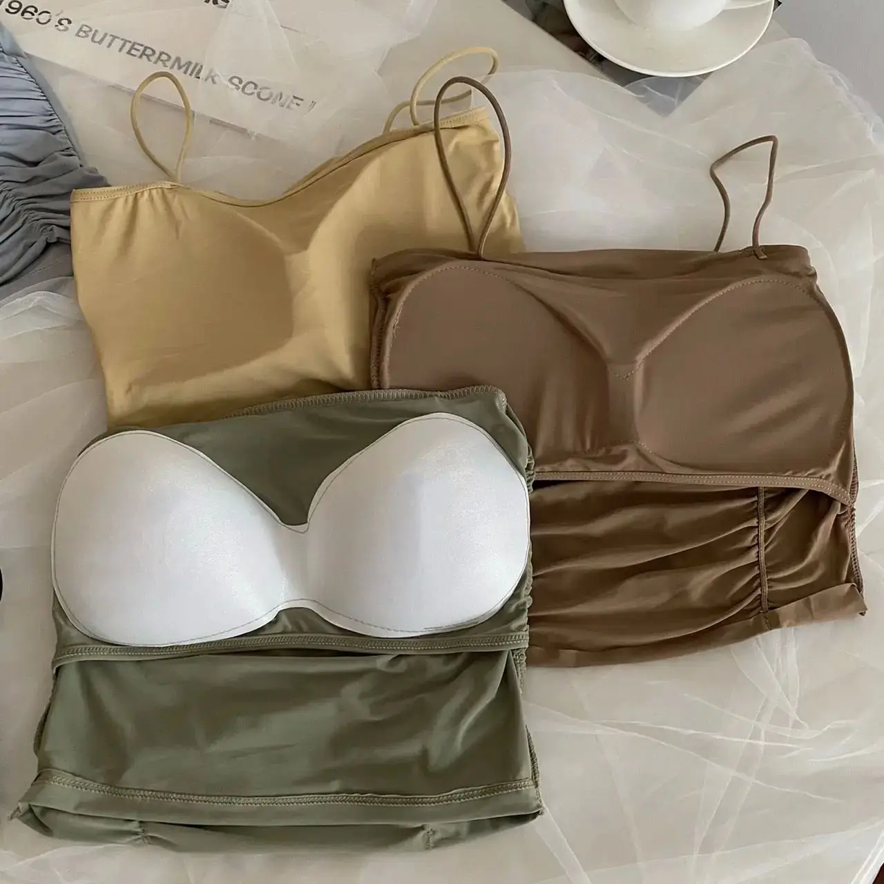 เสื้อกล้ามครอปเซ็กซี่สำหรับผู้หญิง เสื้อครอปฤดูร้อนแบบสายเดี่ยว พร้อมเสื้อกั๊ก C Svel สำหรับสุภาพสตรี แฟชั่นฤดูใบไม้ร่วง เสื้อผ้าผู้หญิง