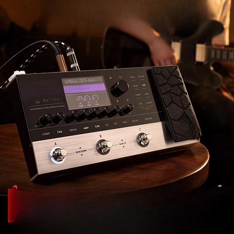 Electric guitar effects, integrated distortion synthesis monolithic drum machine LOOP loop