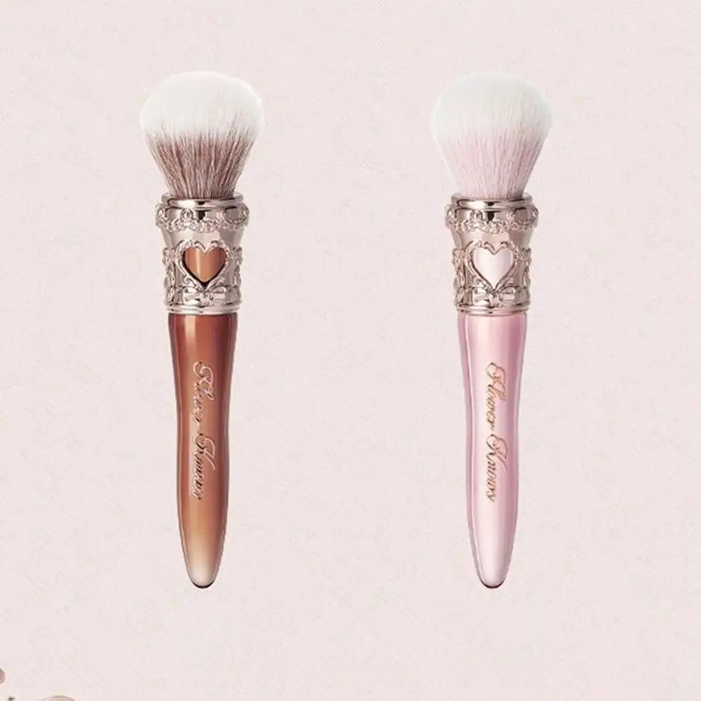 Nuevo Brocha para colorete redondeado con punta redonda, brochas de maquillaje en polvo suelto dulce para cuentos de hadas, brocha para sombra de ojos y cara