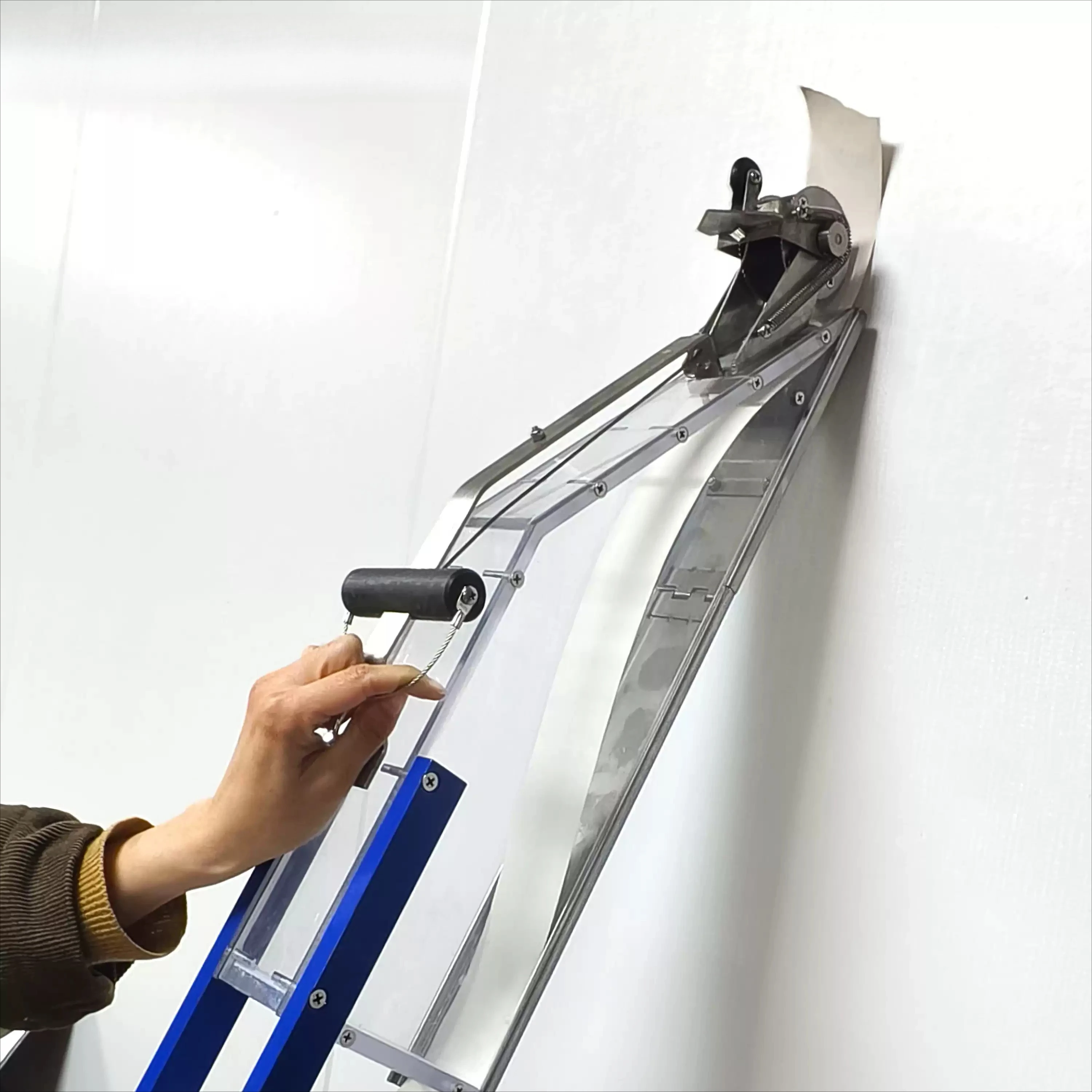 

4 Speed Adjustable Retractable Putty Scraper for Wall Plastering Painting Tool