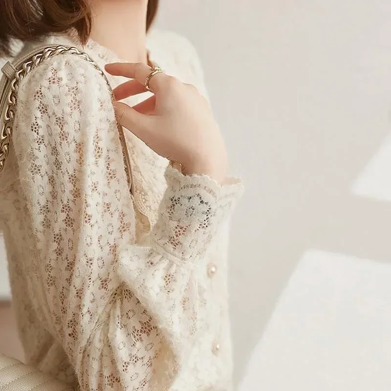 

Sandro Rivers French Brushed Bottom Lace Shirt For Women Pretty Little Blouse For AutumnWinter Loose Fitting Long Sleeve Top