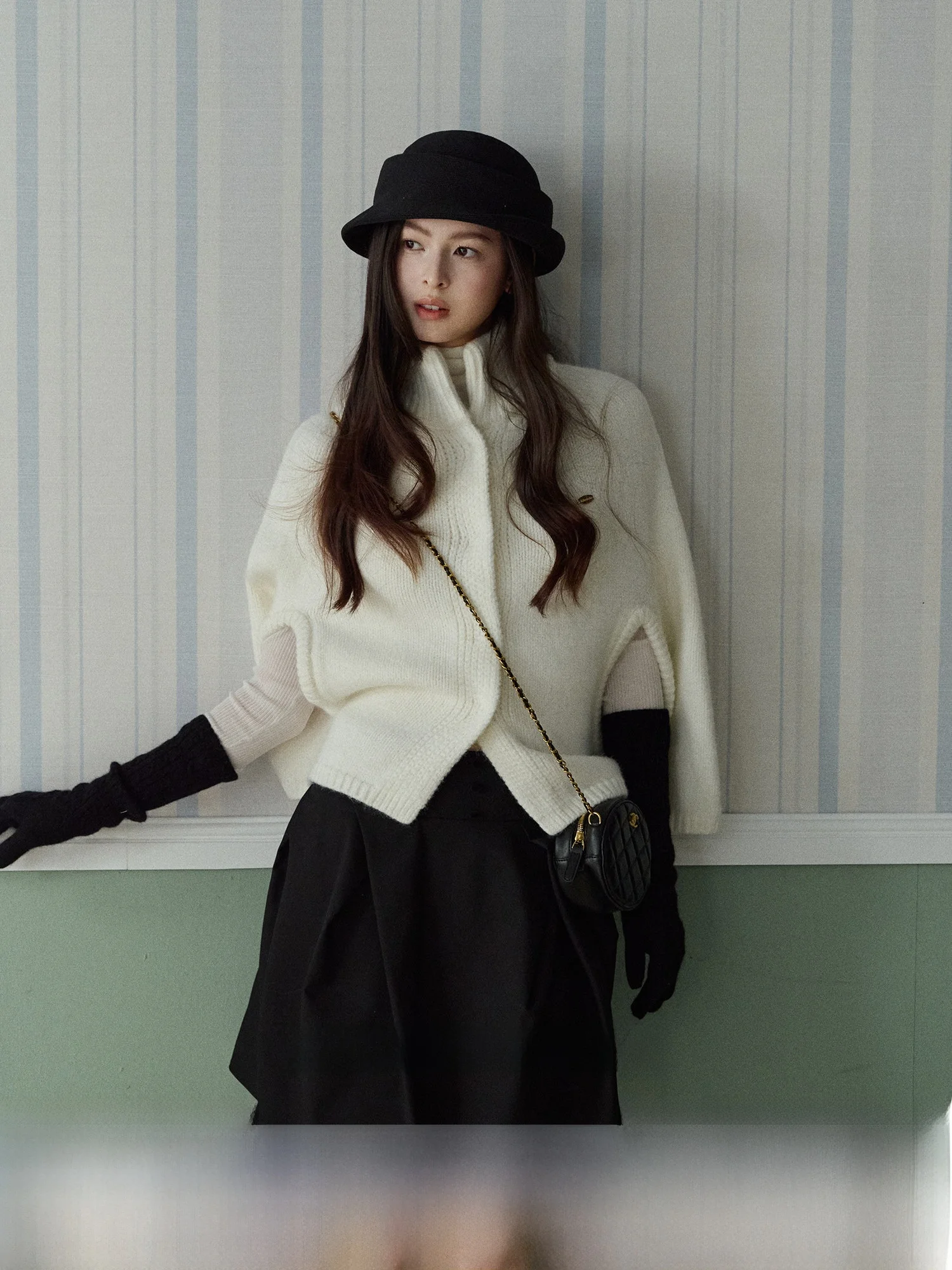 

Вязаный кардиган La Lune Du Ciel Simple для женщин: осенне-зимний, на пуговицах, повседневный, свободного кроя, из мягкой акриловой смеси