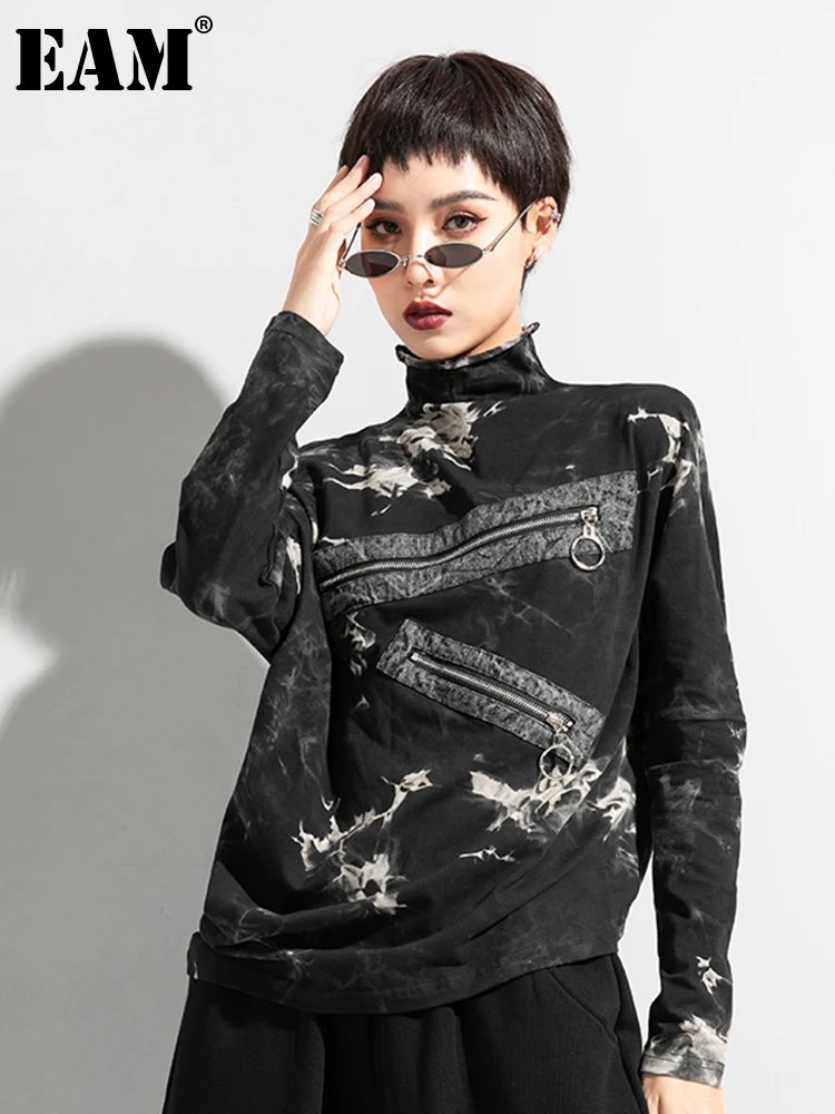 [EAM] Women Big Size Irregular Zipper Printed  T-shirt New Turtleneck Long Sleeve  Fashion Tide  Spring Autumn 2024 1DD1437