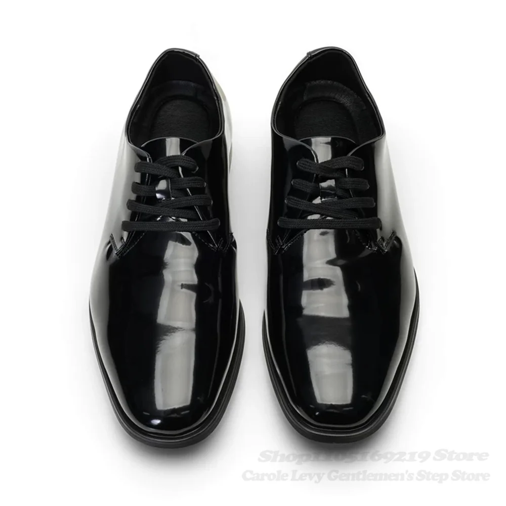Elegant Pointed Toe Derby Shoes Natural Folds Patent Leather Glossy Lace Up Casual Leather Shoes Low Top Shoes for Men