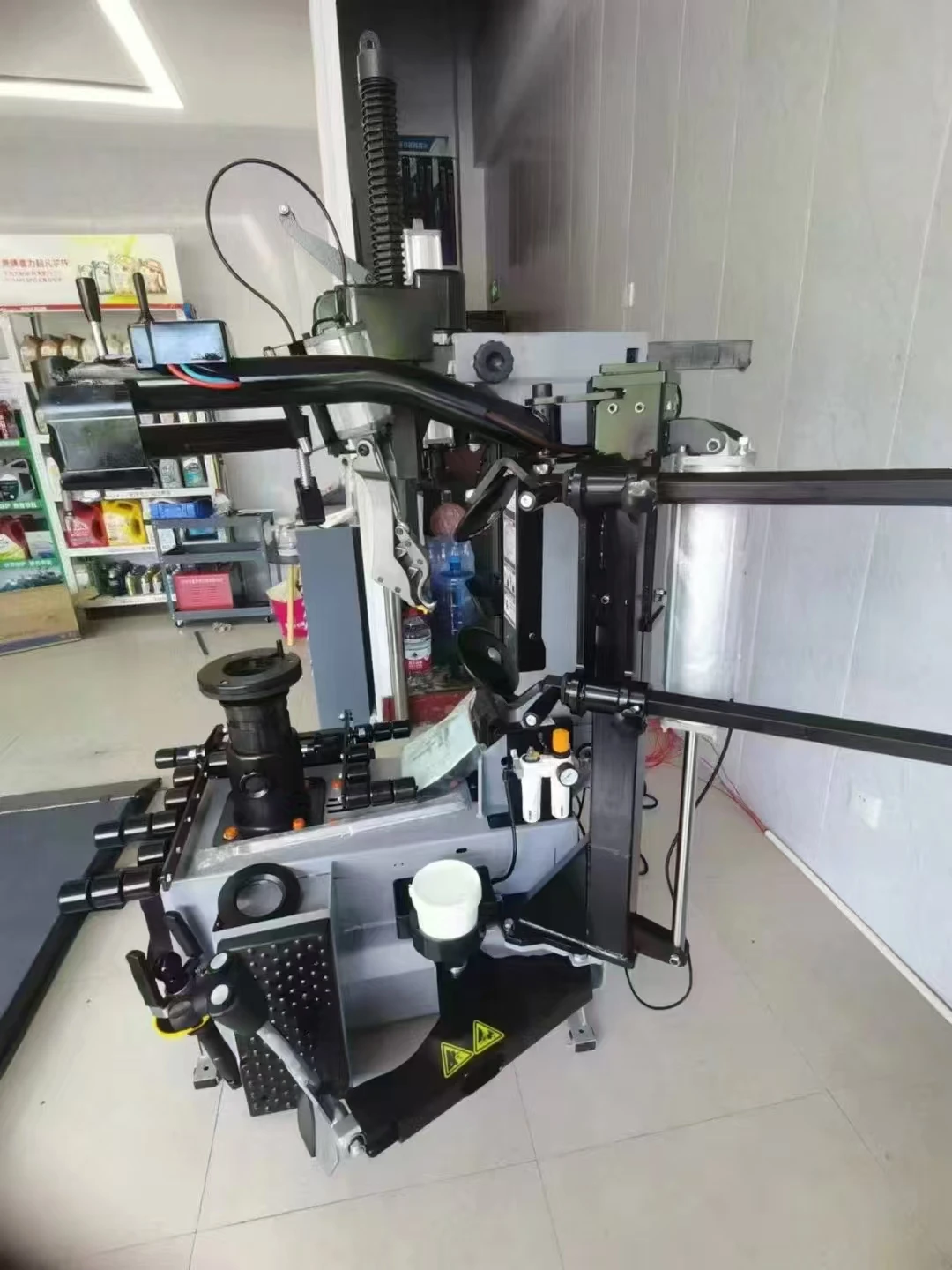 Automatic High Quality Tire Changer Machine Tire Repair Changer Tool L-610E