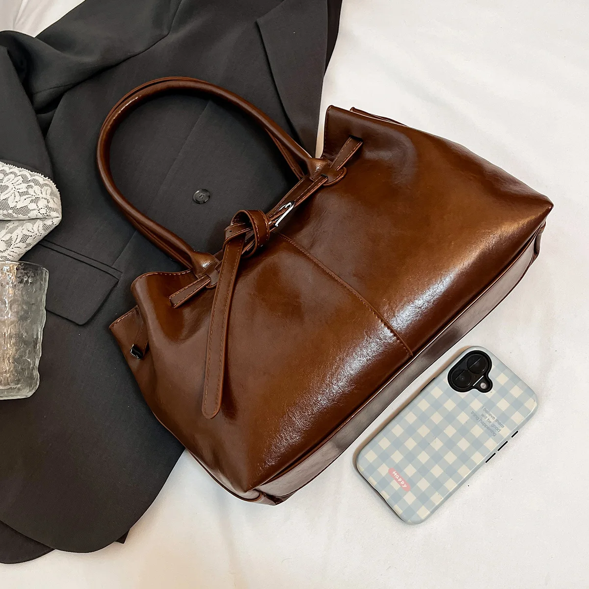 حقيبة حمل لامعة عتيقة مع عقدة حبل ديكور تصميم مبطن سعة كبيرة من البولي يوريثان سحاب مقاوم للماء حزام مريح ثابت #3