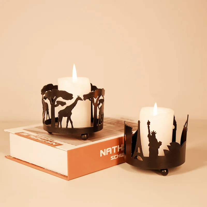 

-Border Custom Iron Candle Holder Home Decoration Statue of Liberty Product Candle Stand Candle Holder