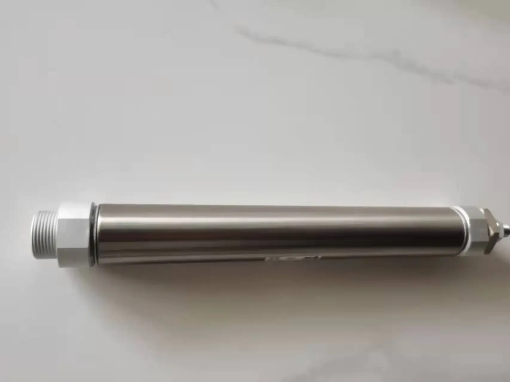 

Японский цилиндр SMC CDM3B32-200 CDM3FZ32-25