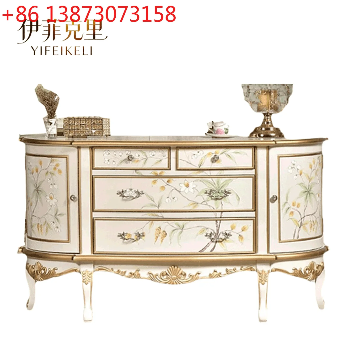 

European-style entrance is opposite the door, living room entrance door painted decorative dining side cabinet