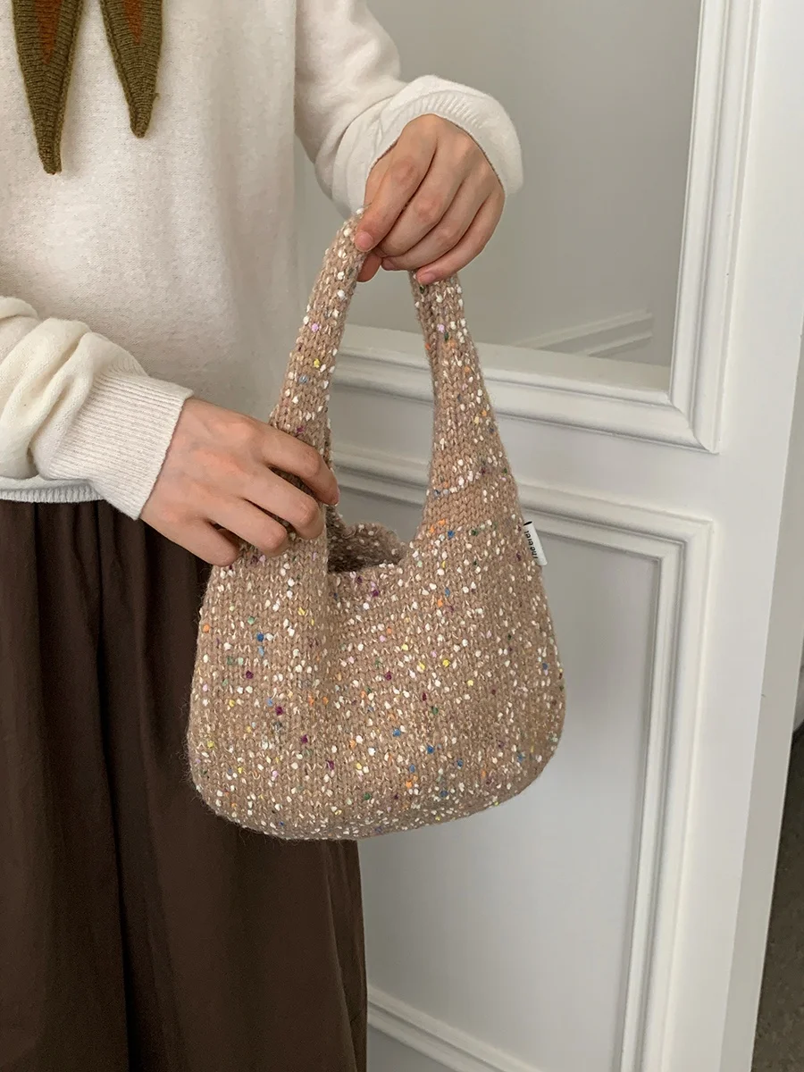 

2025 new ladies Korean style colorful fashion knitted floral clutch bag casual simple shoulder bag dumpling skin handbag travel