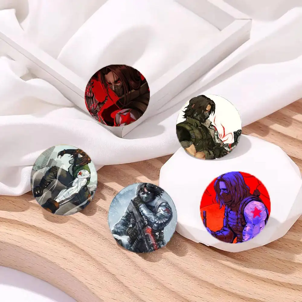B-buckys Barnes W-Winter Pins Broche de dibujos animados para mochila, ropa, accesorios coleccionables, regalo de joyería para amigos