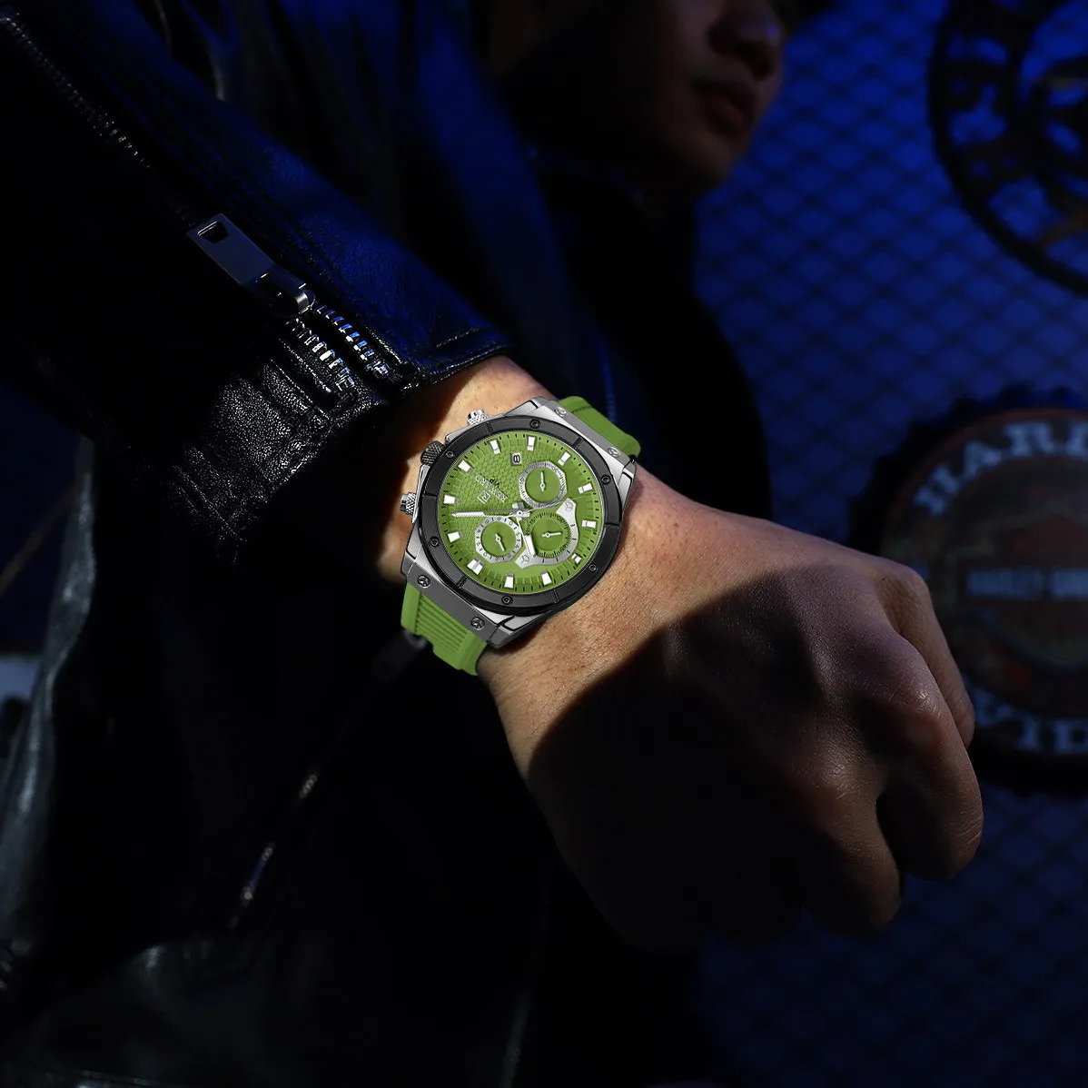 Orologio da uomo Nastro in silicone delicato sulla pelle Orologio sportivo da uomo multifunzionale W atch, orologio da uomo alla moda multifunzionale