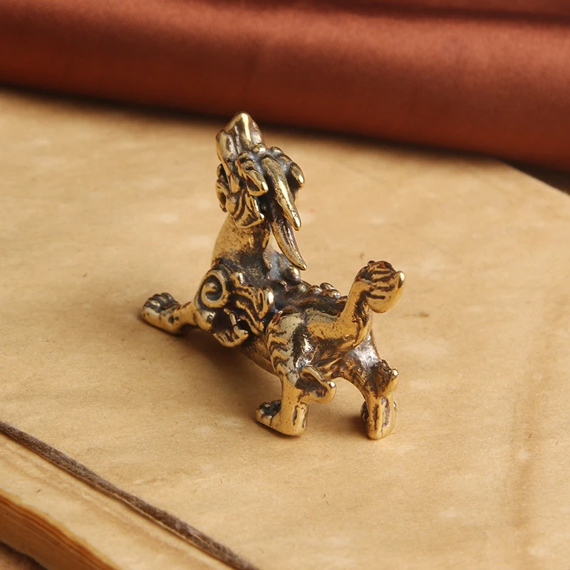 1X Chinese Ancient Beast Pixiu Home Decor Antique Copper Lucky Brass Feng Shui Animal Figurines Statue Desktop Ornament