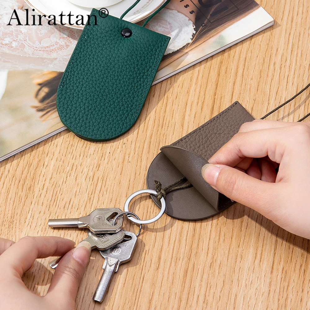 

Alirattan 2025 New Neck Style Keybag Personalized Versatile Storage Featuring Leather Hanging Accessories Pull-out Keychain