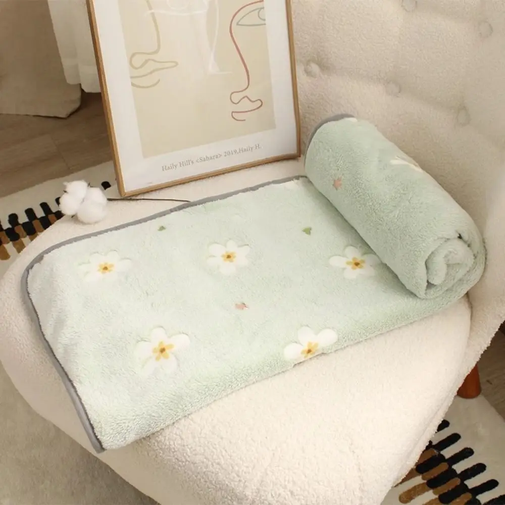 Pet Comfortable Blanket Cute Pattern Dogs Bed Blanket Warm Breathable Warm Cat Blanket Comfortable Soft Puppy Sleep Mat Winter