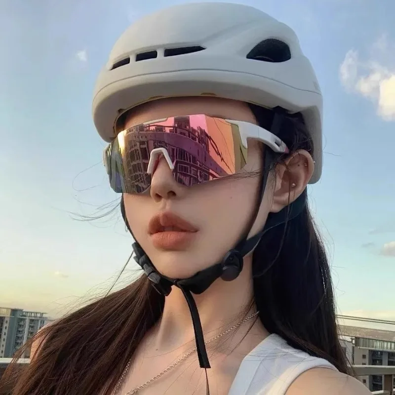 High Quality Outdoor Personalized Integrated Colorful Glasses for Hiking and Skiing, UV Resistant Sunglasses for Mountaineering