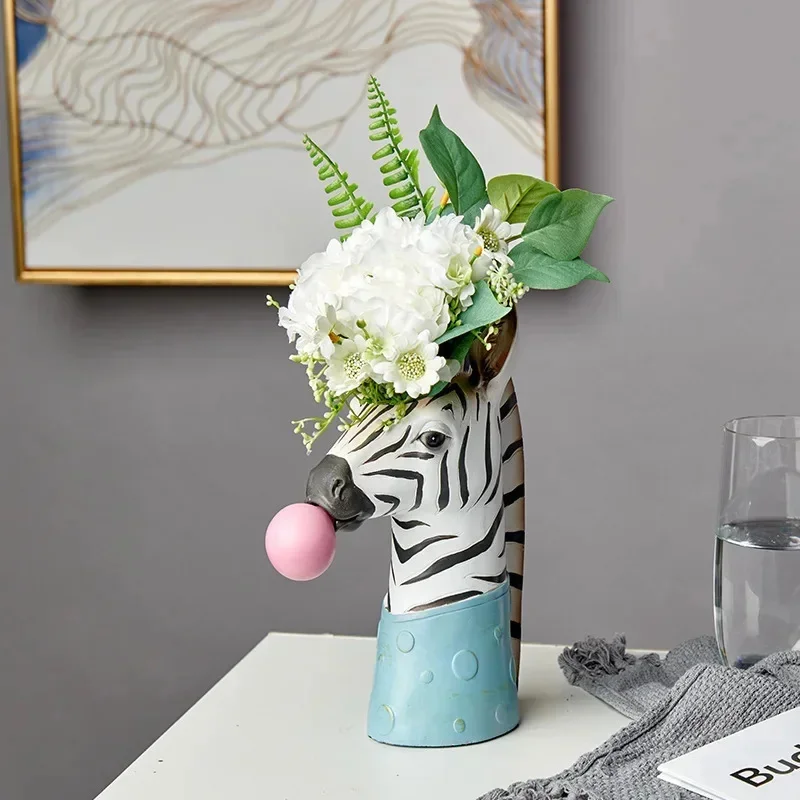 

FlowerPot Hand Painting Giraffe Zebra Panda Dried Flower Vase Living Room Table Art Home Decor Creative Modern Animal Resin Vase