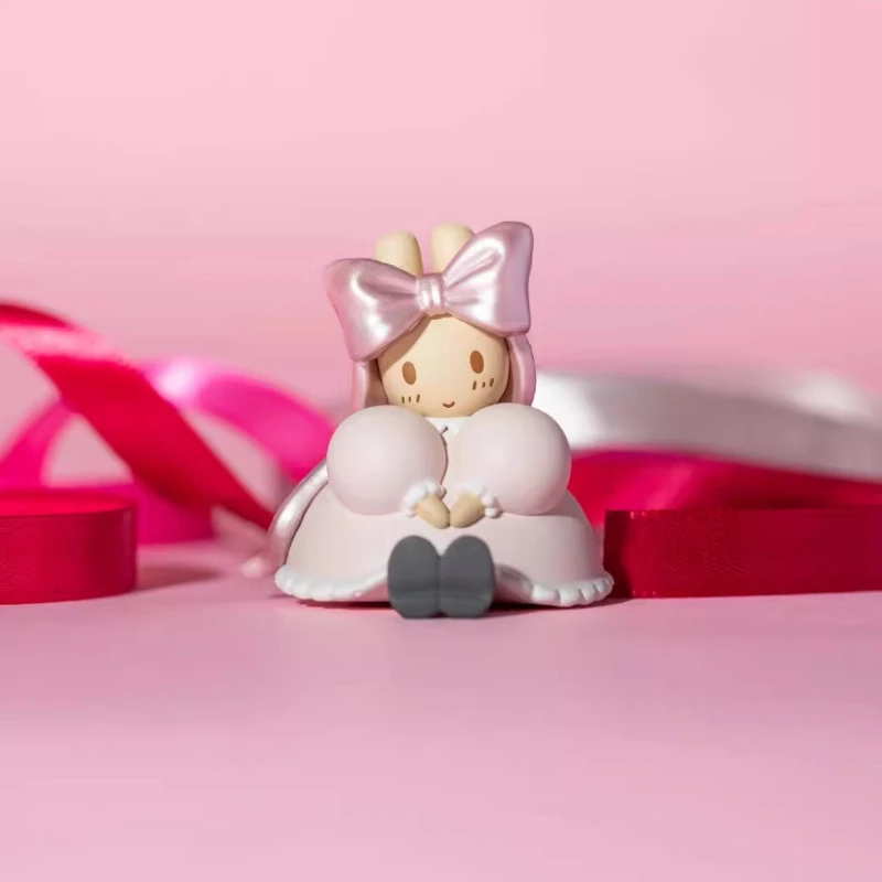 

Коллекционные фигурки персонажей аниме в балетном стиле: Почакко, Синаморолл. Модели-игрушки, настольные украшения, подарки для детей.