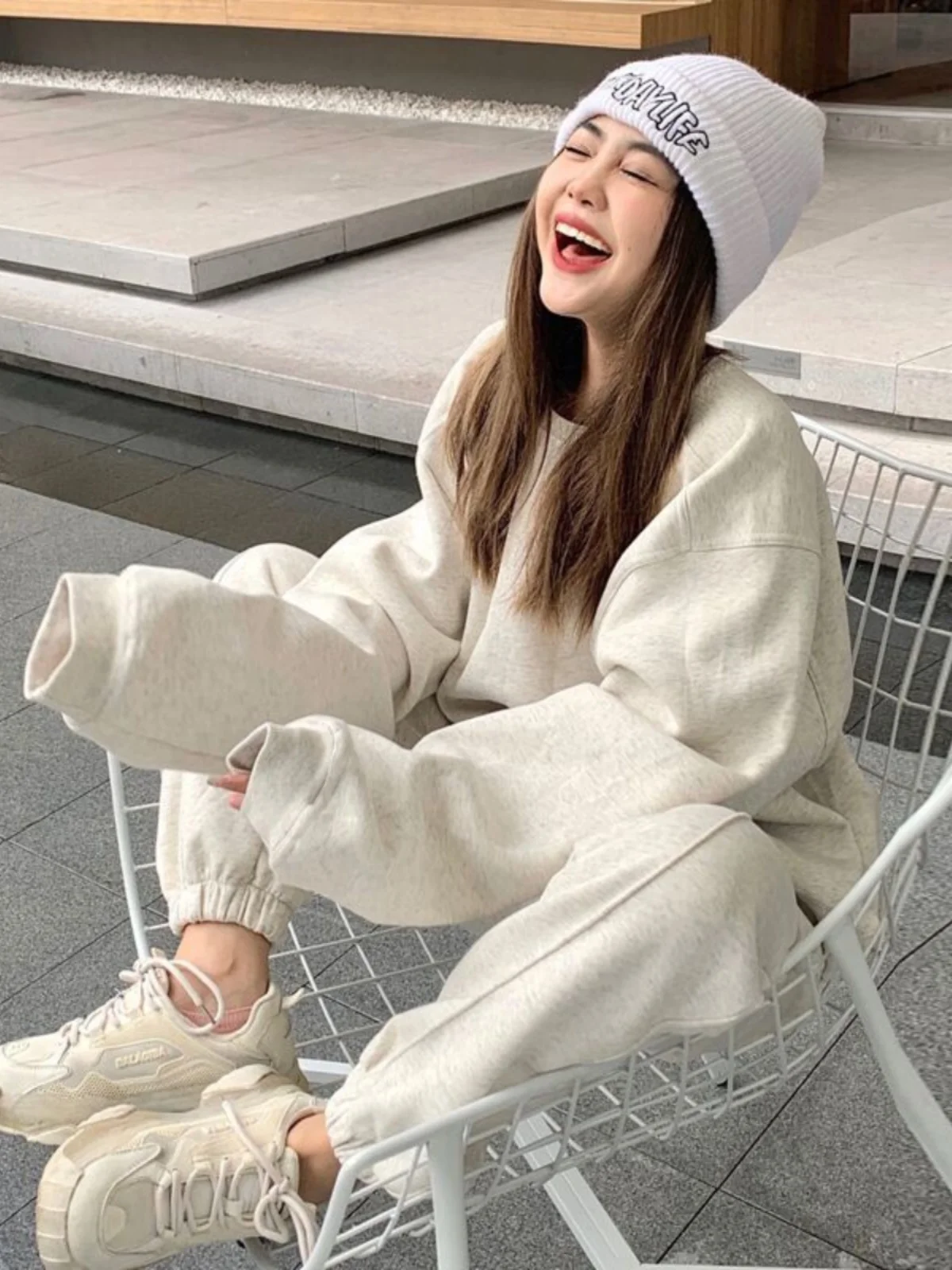 

Anti-Aging Casual Sportswear Set Women's Spring Autumn Loose Fashionable Hoodie Pants Two-Piece Set for Younger Look