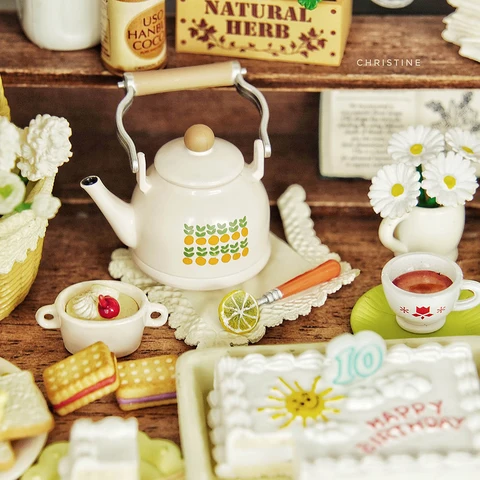 Миниатюрные аксессуары для кукол Snoedoll