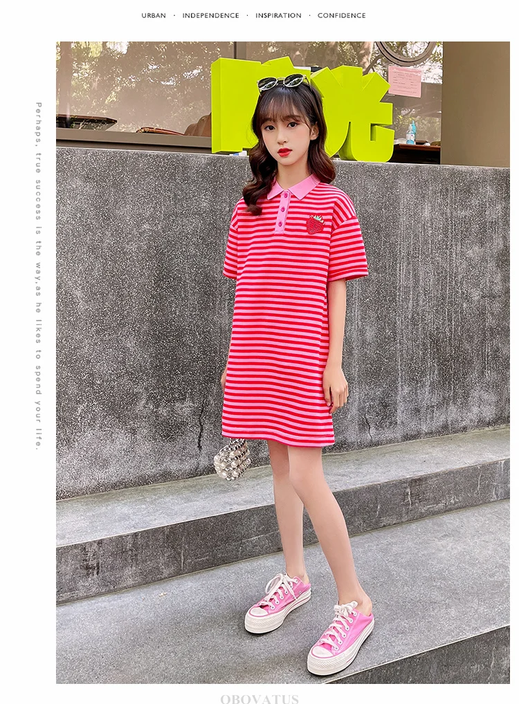 Elegantes gestreiftes Kinderkleid mit Erdbeer-Motiv für Mädchen, neues Design, kurzärmeliges Polokleid, lässige Baumwoll-Sommerkleidung für Kinder – Detail 9