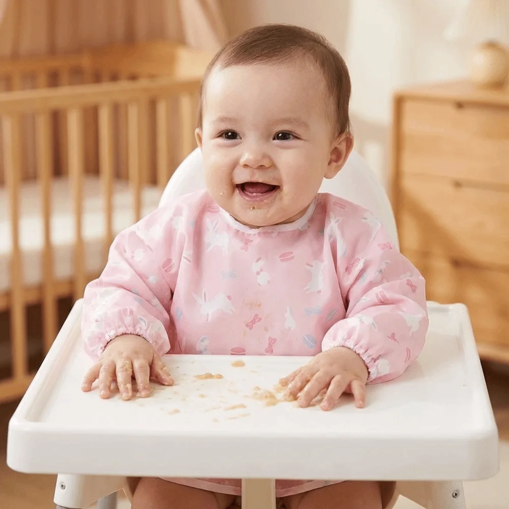 

Милые детские нагрудники с мультяшным дизайном, красочный узор, мягкий материал, водонепроницаемый нагрудник, водонепроницаемая ткань, фартук с длинными рукавами для самостоятельного кормления, уход за младенцами