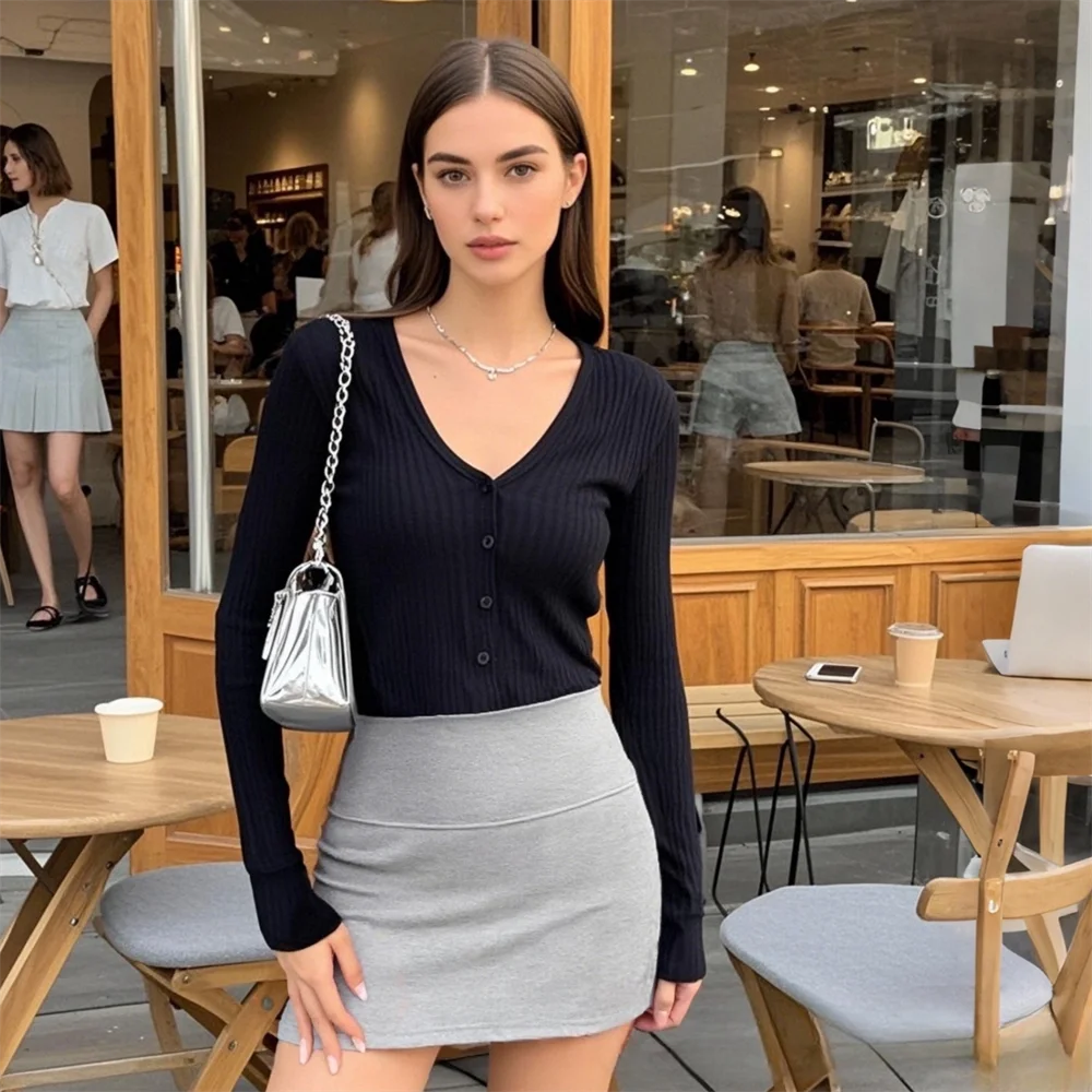 

2025 New Style Womens Short Skirt with High Waist Trendy Design Comfortable Fabric Ideal for Everyday and Summer Outfits y2k