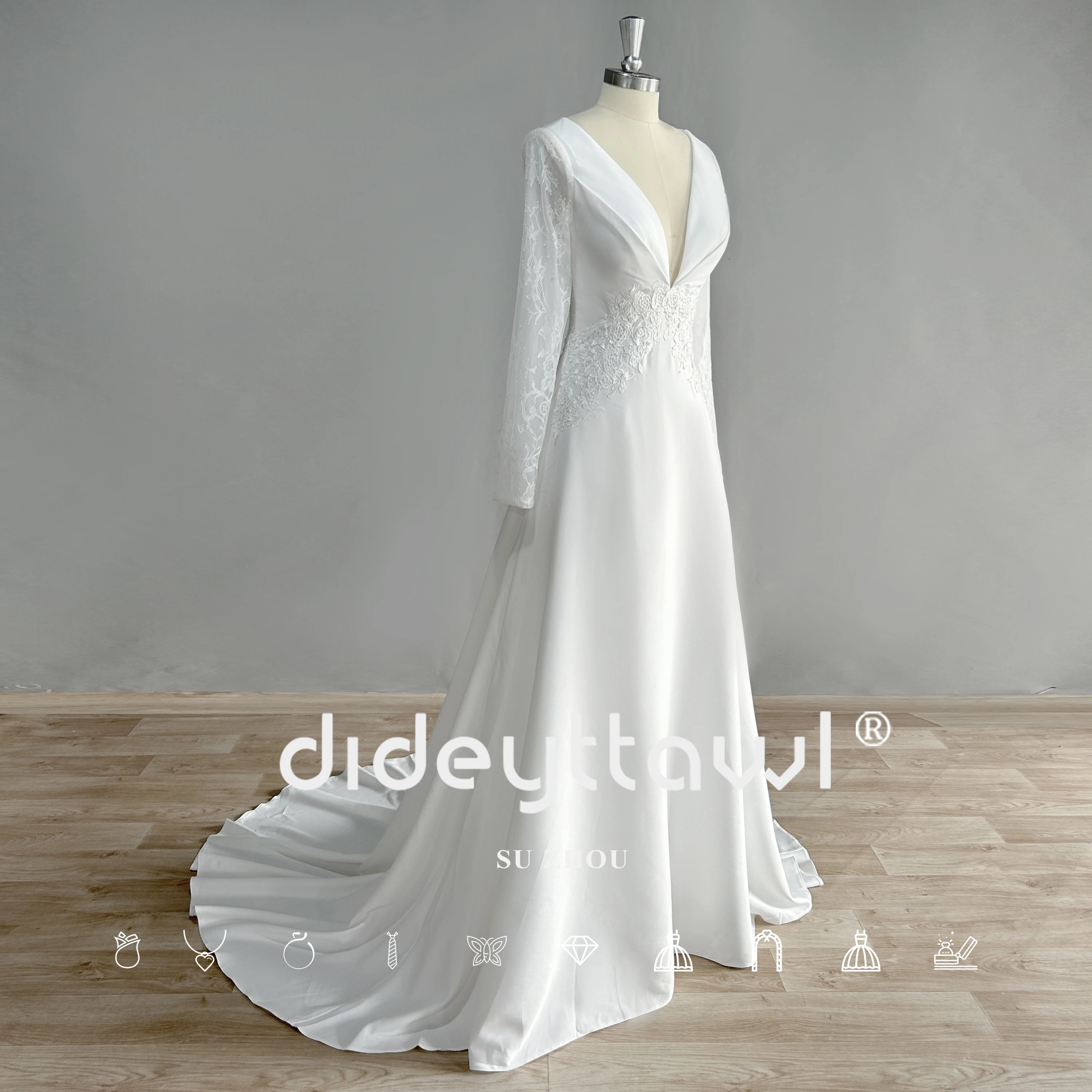 DIDEYTTAWL Long Sleeves Deep V Neck Wedding Dress Lace Appliques Pleated A Line Sweep Train Bridal Gown Real Photo